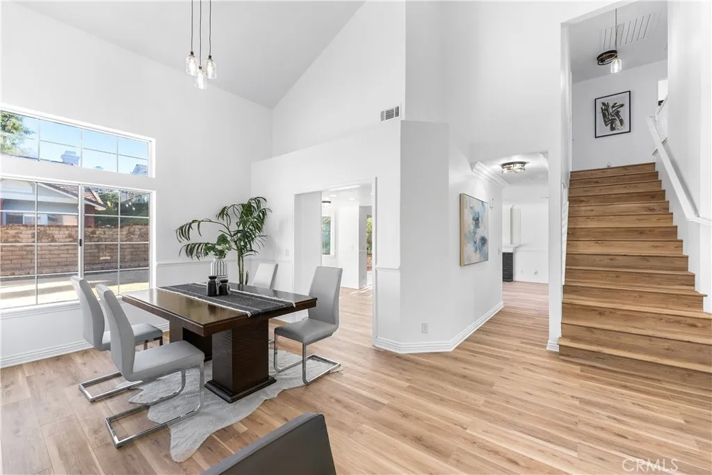 22030 Scallion Drive, Saugus, California 91350 home-pic-9